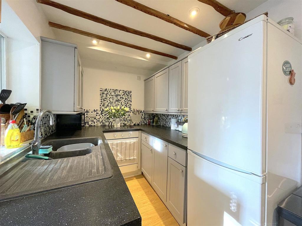 Kitchen (1).jpeg