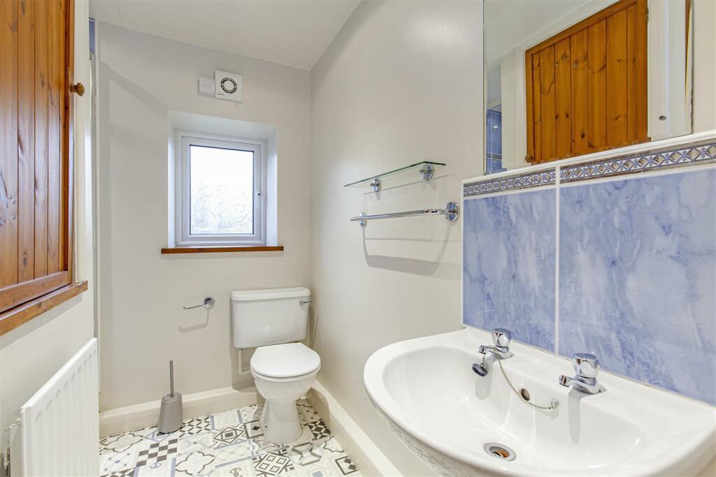 Shower Room-1.jpg