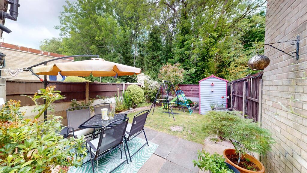 Renfrew Avenue Rear Garden