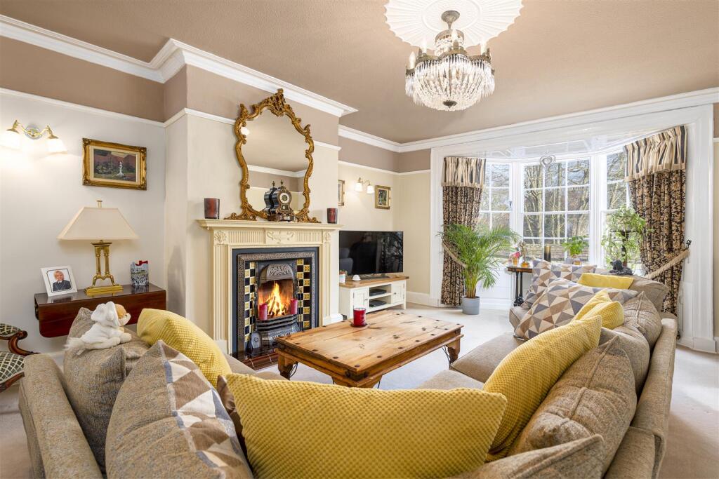 Living_Room_3_fire.jpg