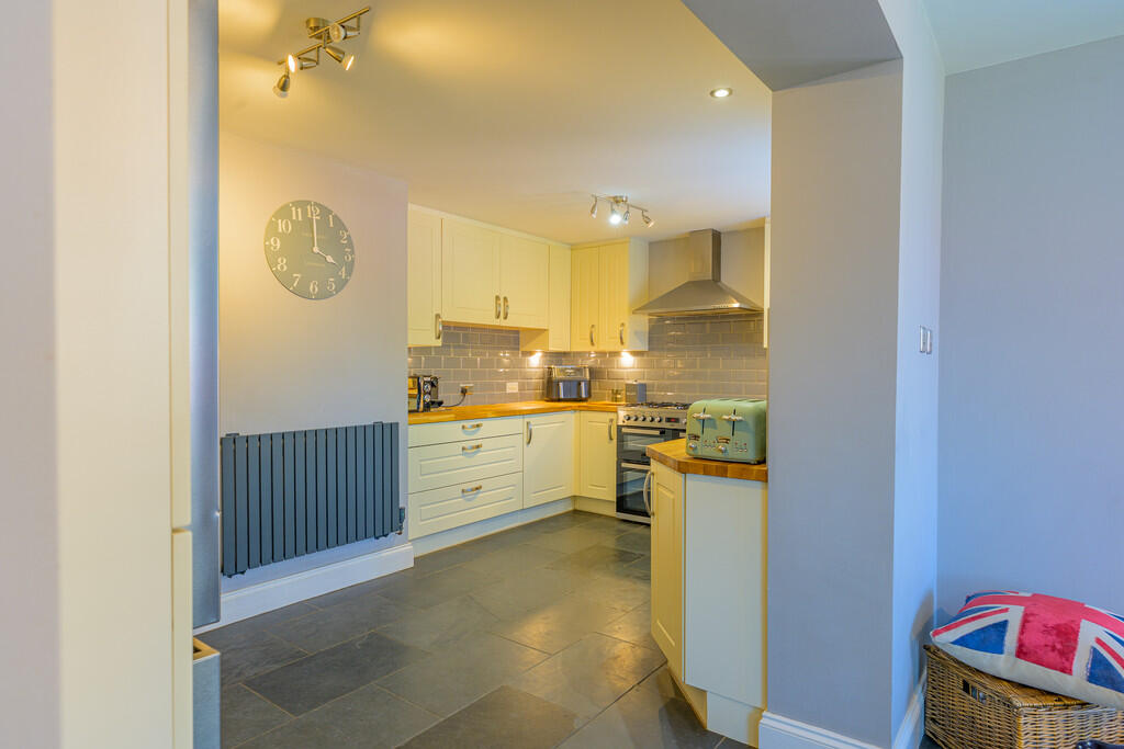 Kitchen DSC_4735-...