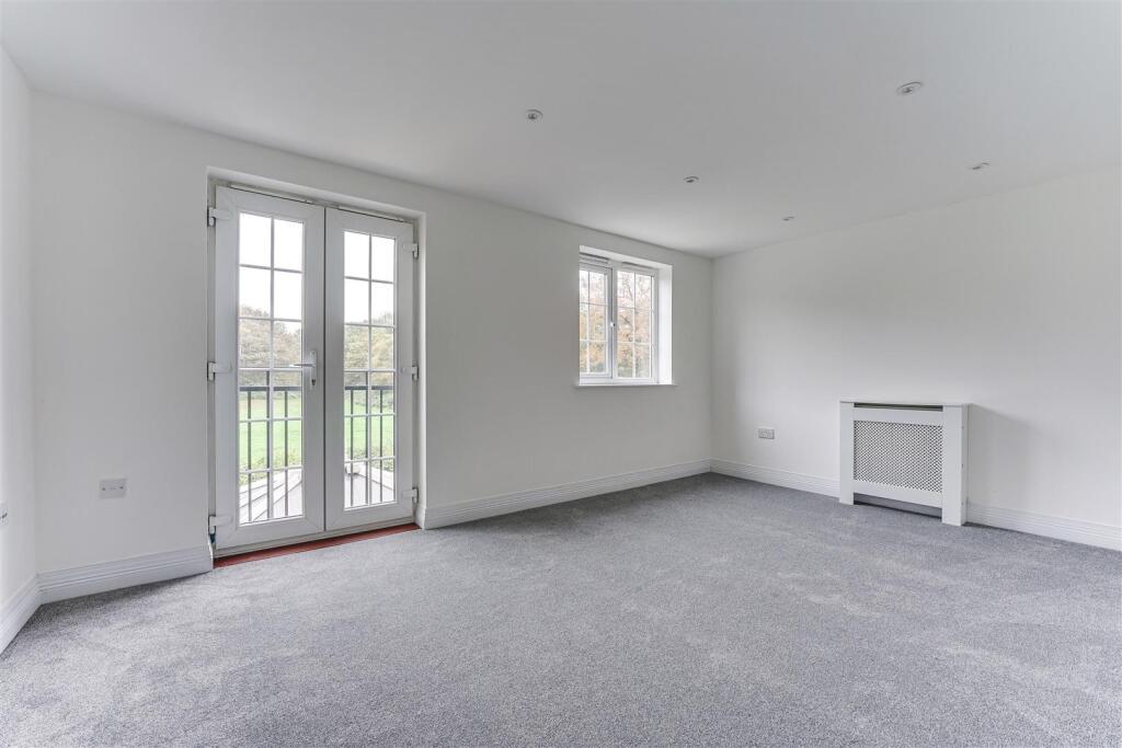 Harmonds Wood Close-9.jpg