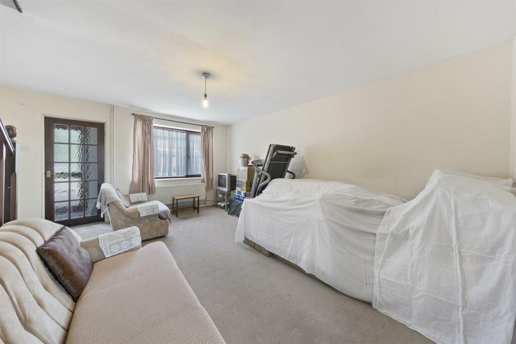 Right Hand Semi Living Room