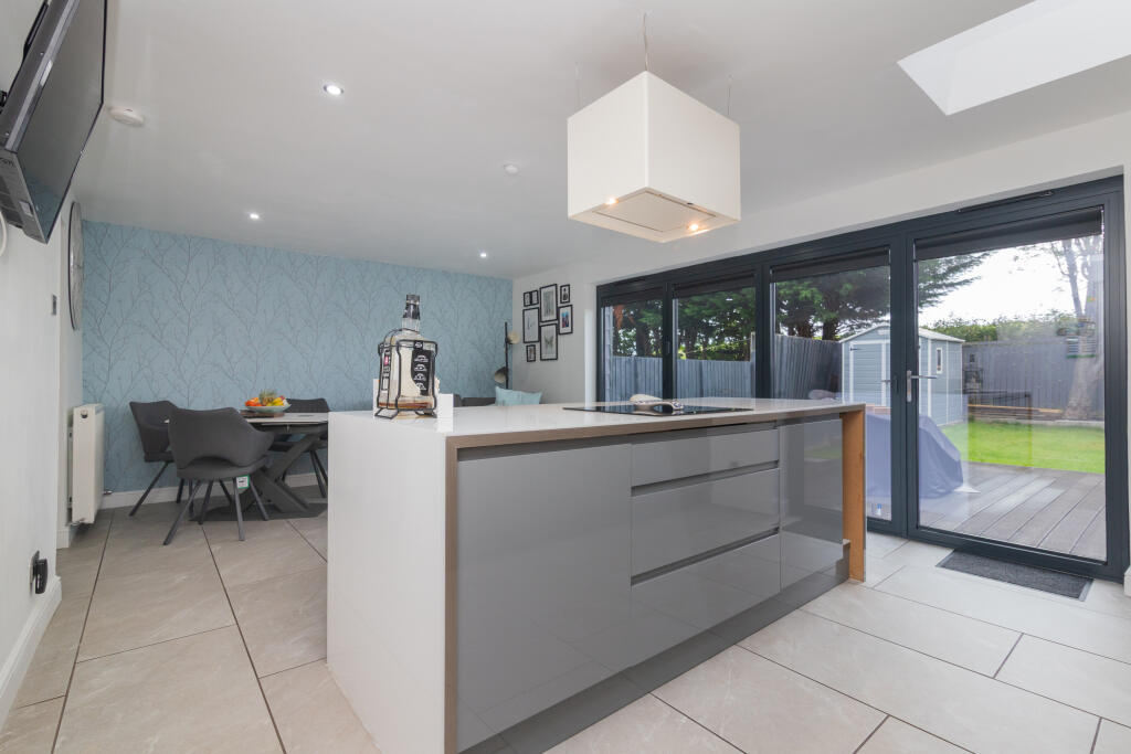 41 Kinpurnie Road, Paisley, PA1 2HG-10