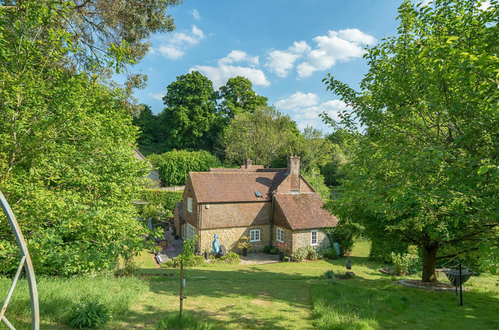 1289992-6-6824c59...