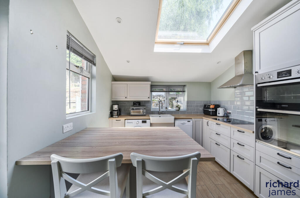 ba6a03add99249ddbe4930e8ad50c002