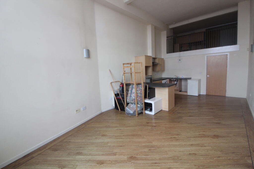 Loung-Kitchen 2 T202511271253.jpg