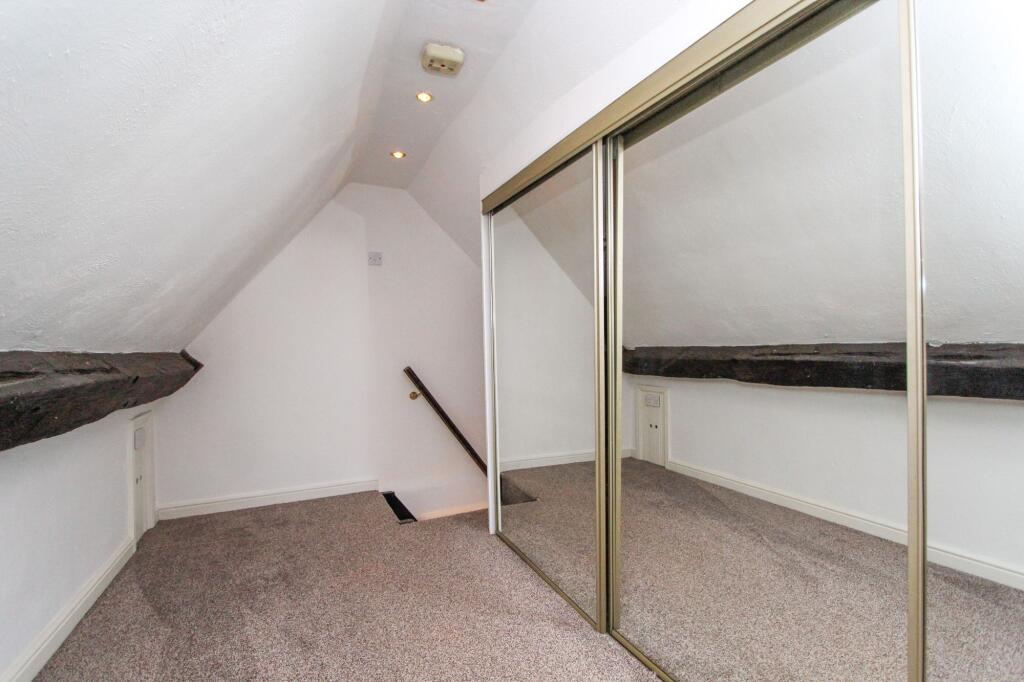 Landing/Dressing Room