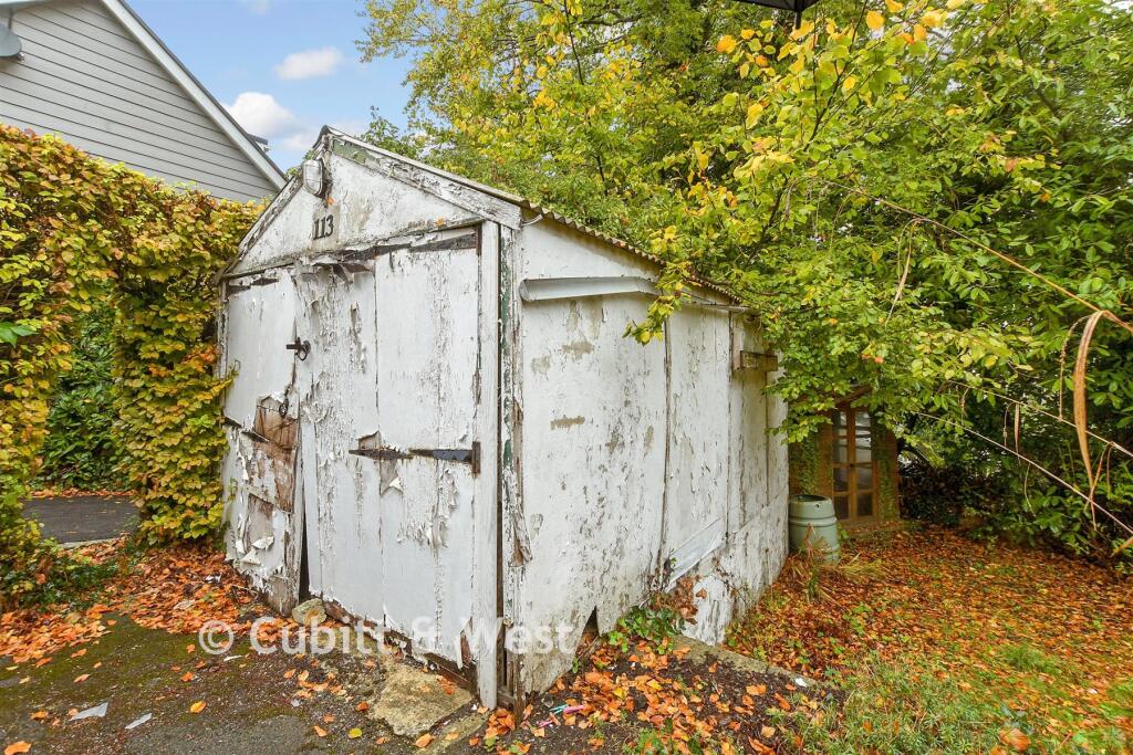 Workshop/Outbuildings