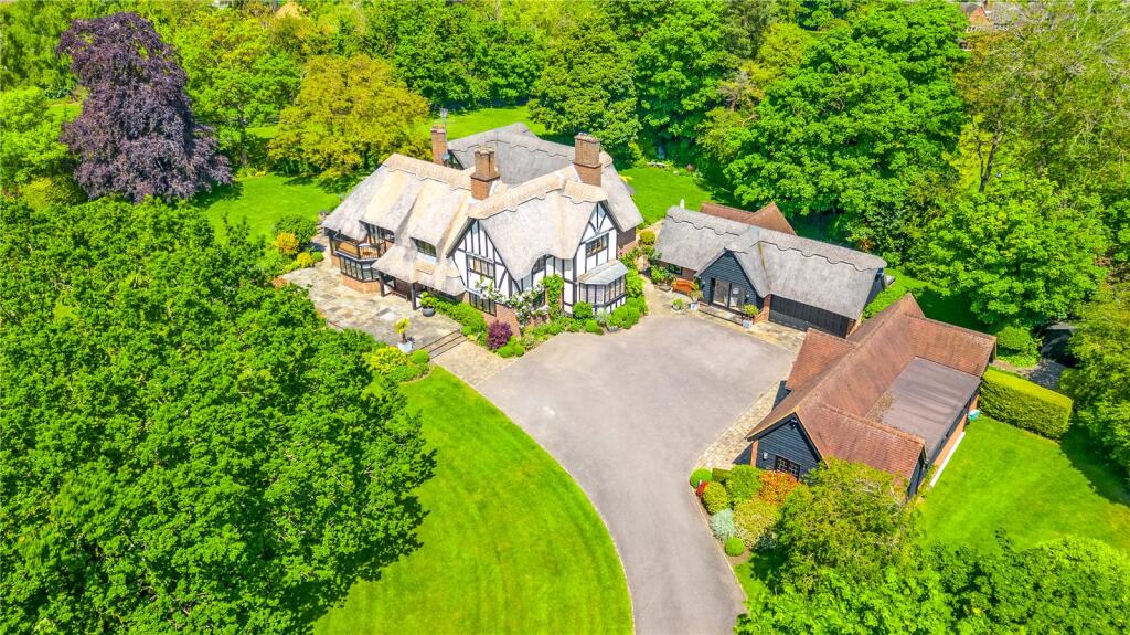The Thatched House