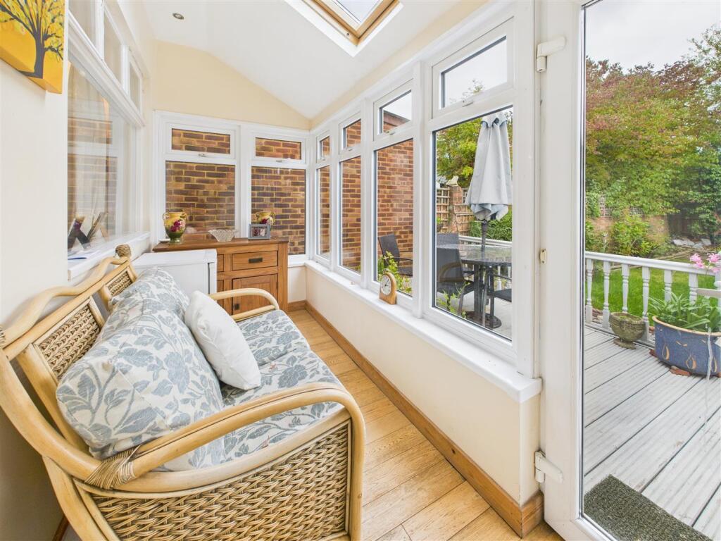 Cottimore Lane, Walton-On-Thames