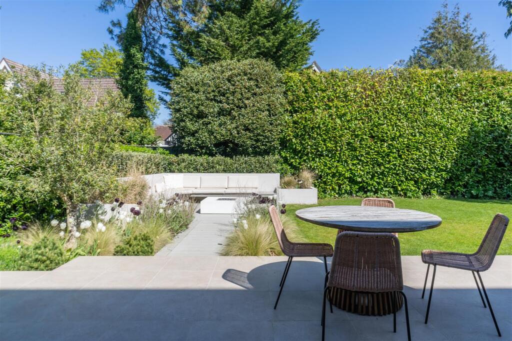 Outdoor Living
