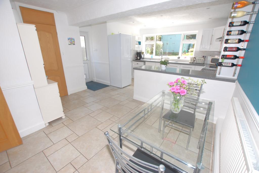 Dinning/Kitchen Area