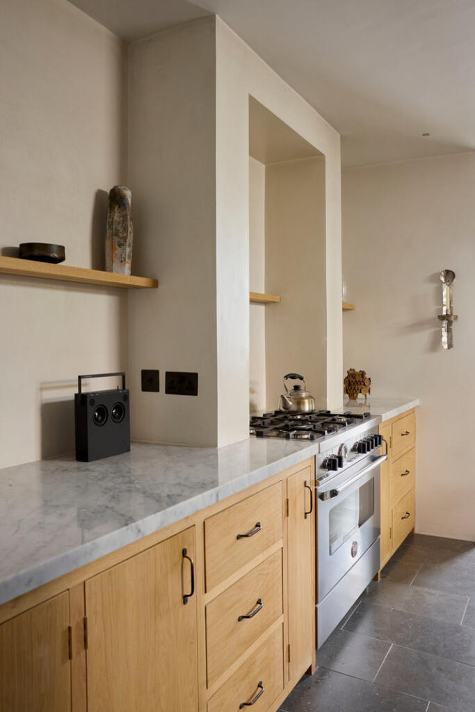 273325 - INIGO_PRINCESS MAY ROAD_12.JPG