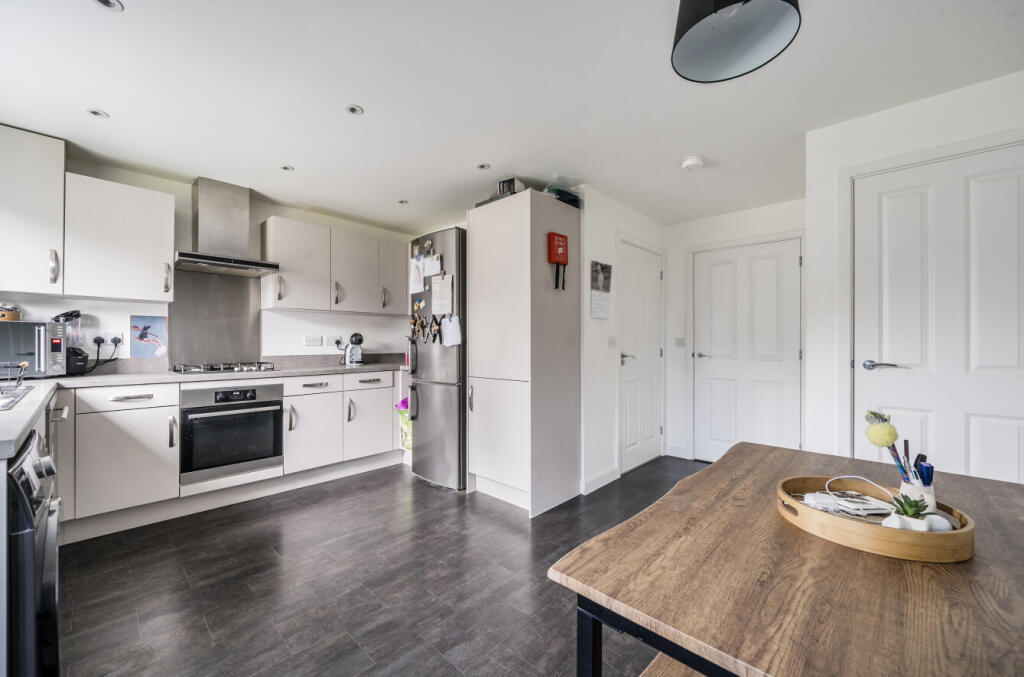 1357657-9-68d67cf...