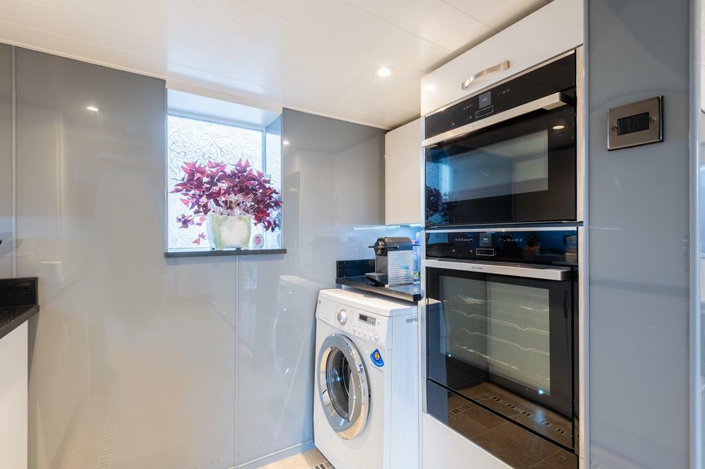 KITCHEN AGAIN