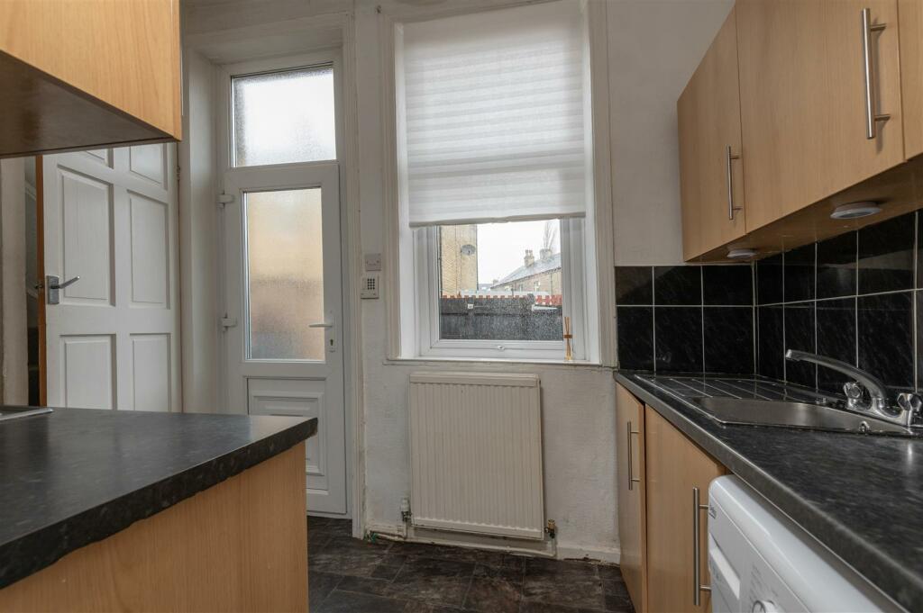 06 - 4 Duke Street HX5 0HX.jpg