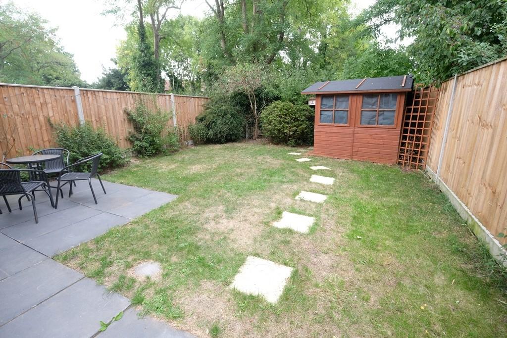 GARDEN 