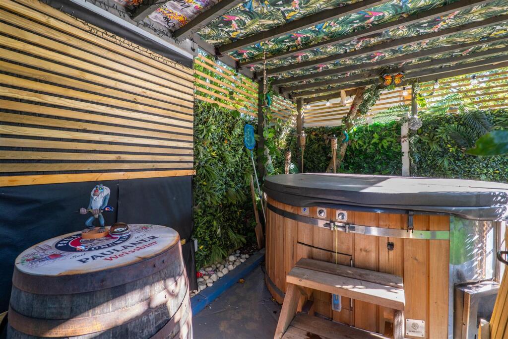 Hot Tub