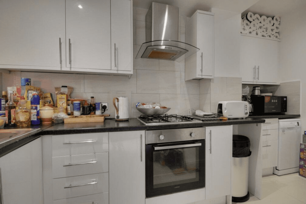 KITCHEN ONE