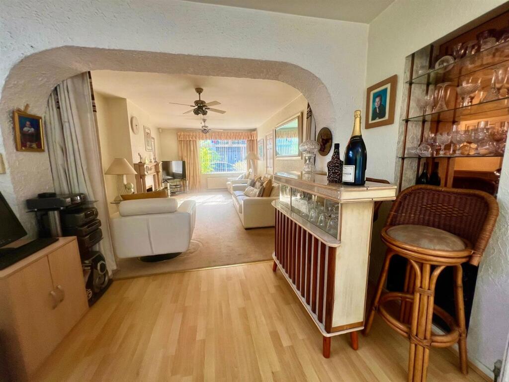 Dining Room/Lounge
