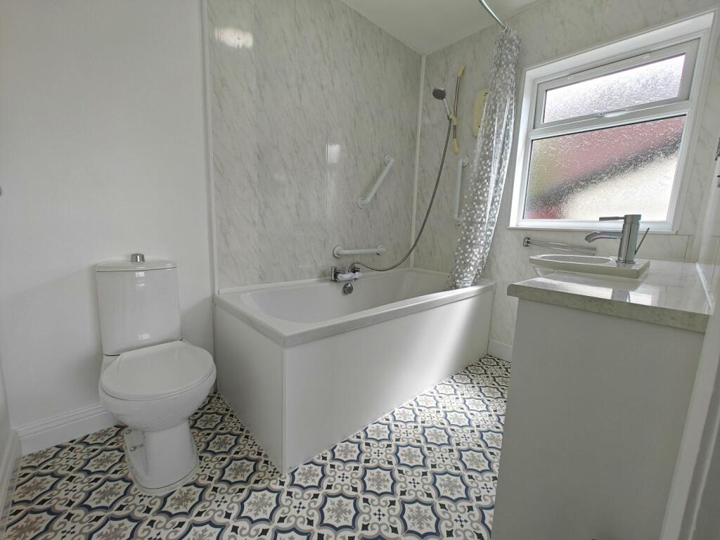 Main Bathroom
