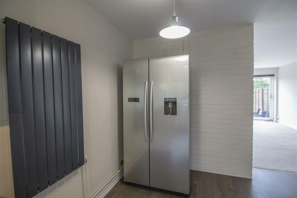 Kitchen/Dining Area