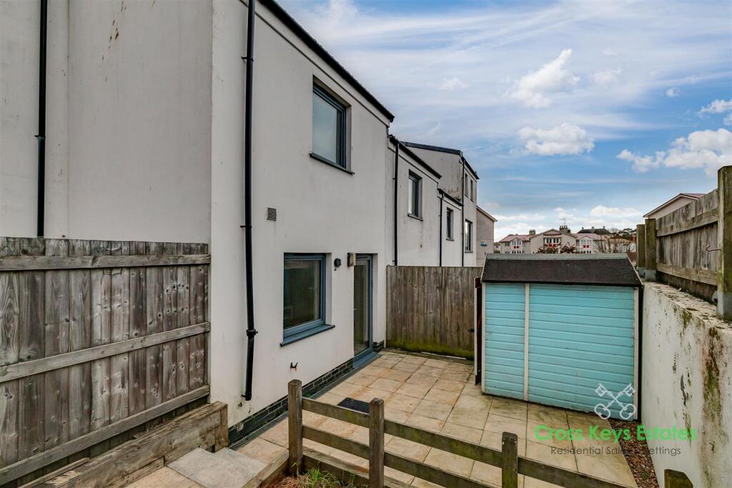 Enclosed Rear Garden