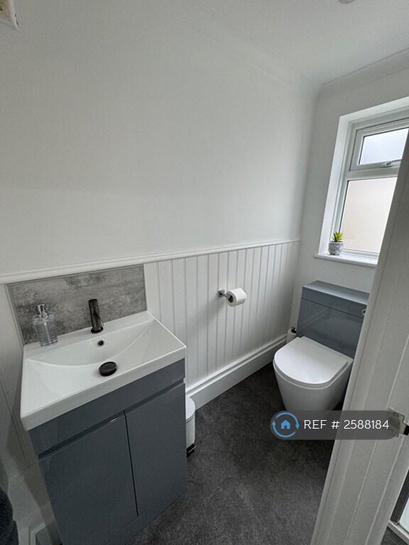 Ground Floor Wc