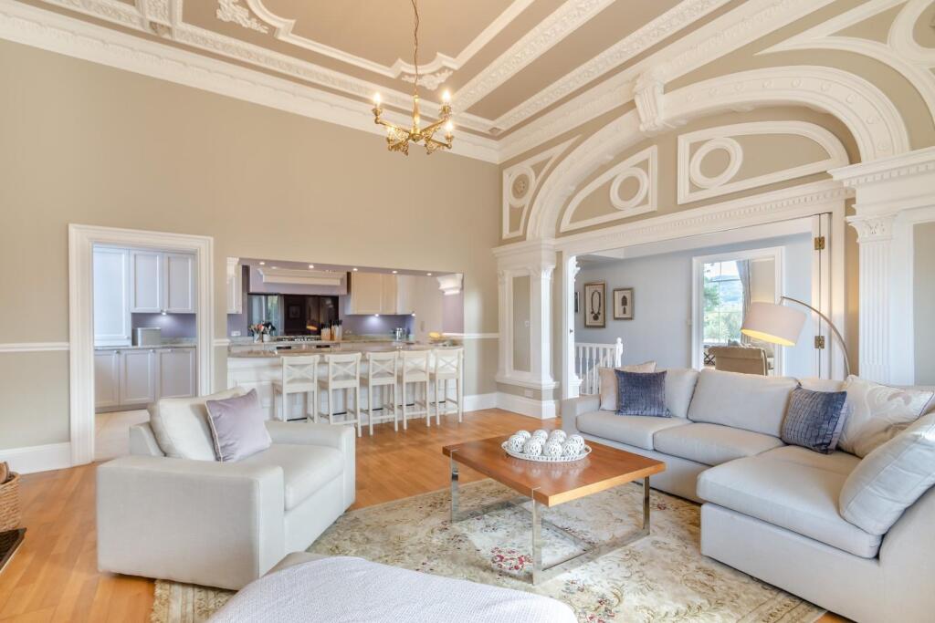 8627263-interior24.jpg