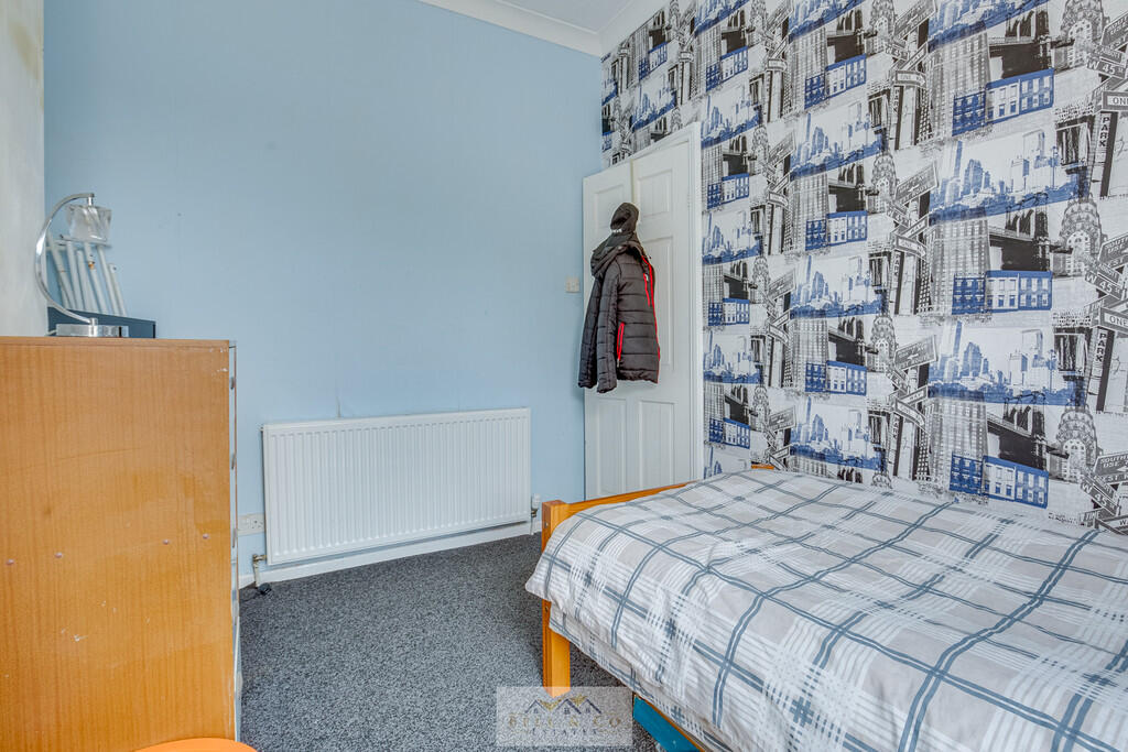 Bedroom 2.2