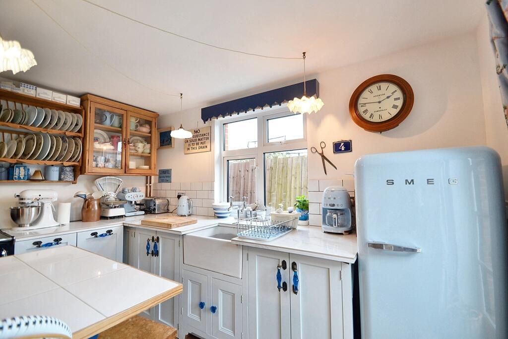 Kitchen / Dining Roo