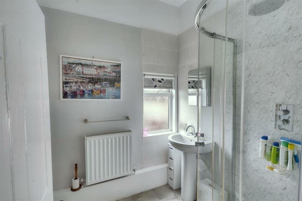 DSC_5235bathroom.jpeg