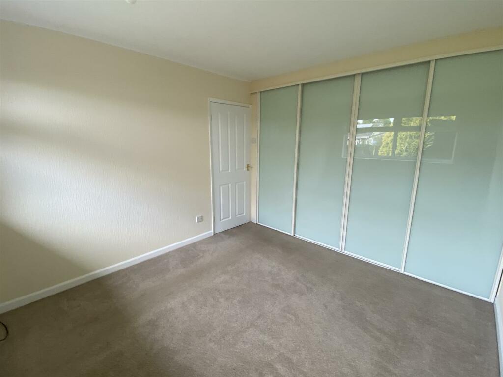 Bedroom no.2 rear double: