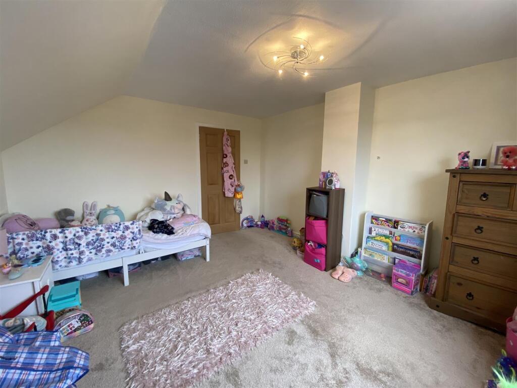 BEDROOM 12.JPG