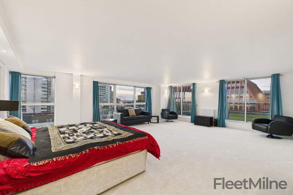Main bedroom