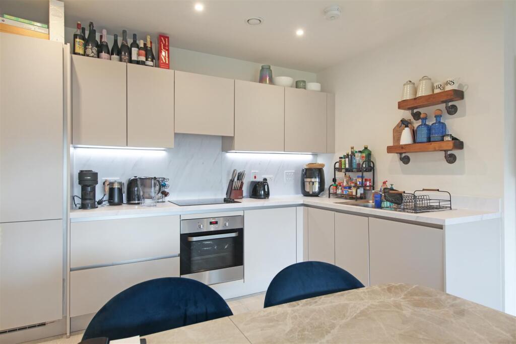 Flat 7, Brooklime Apartments - RdRIRlRIzaxTkODkErA