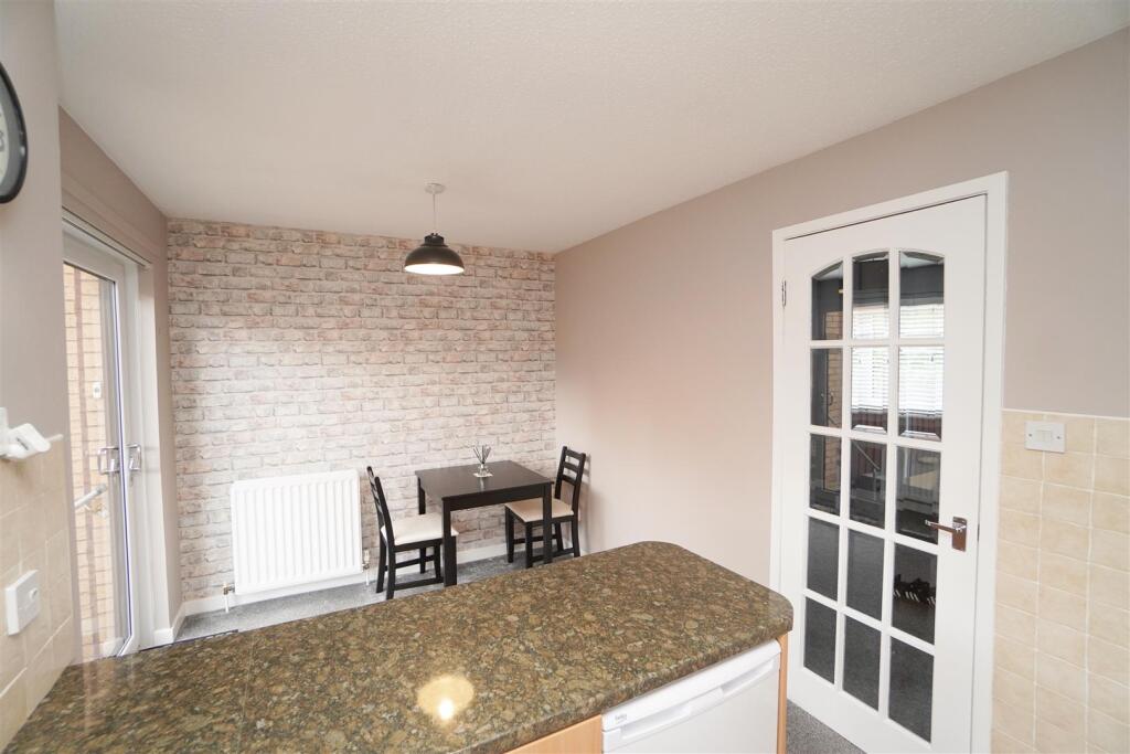 kitchen-dining area.jpg