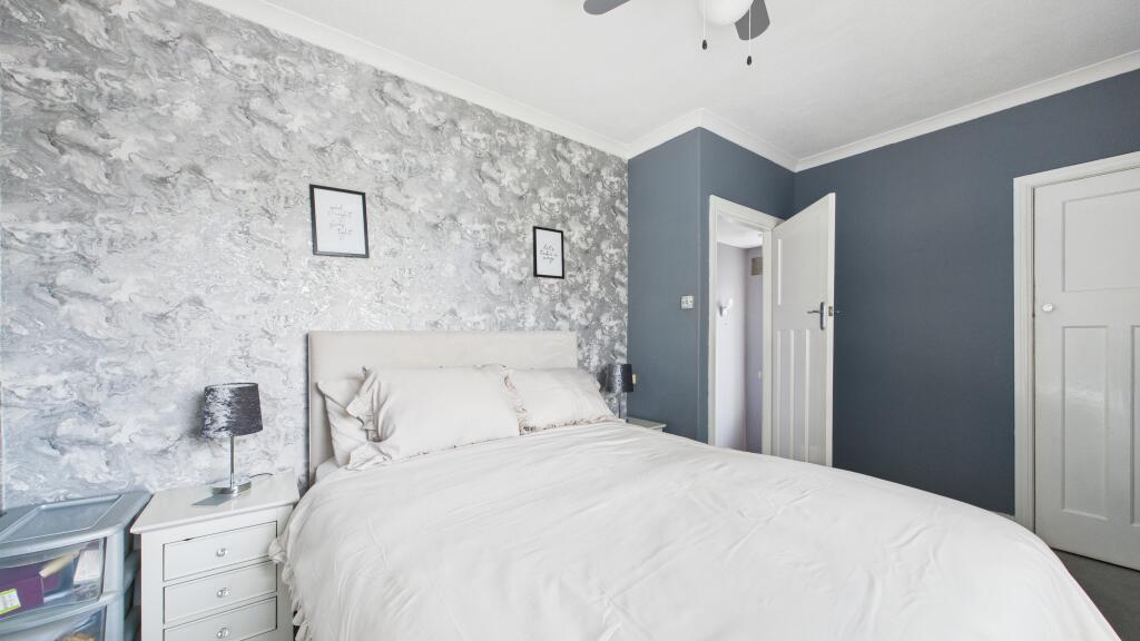 Denhill Park - Bedroom 1 (2)