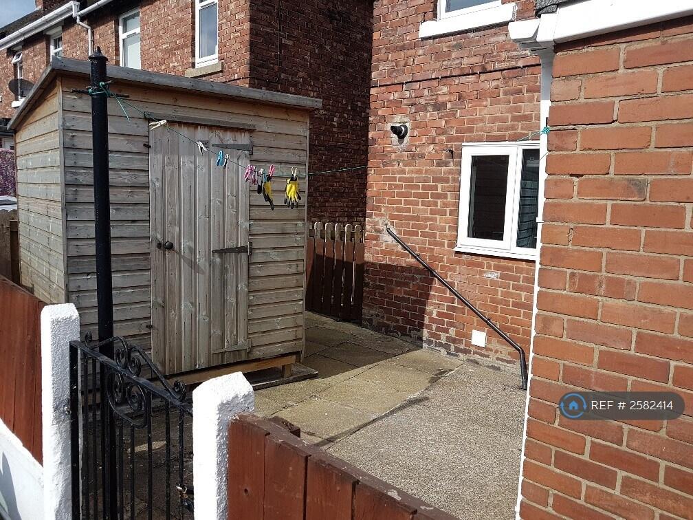 Rear Yard (Incl. Shed)