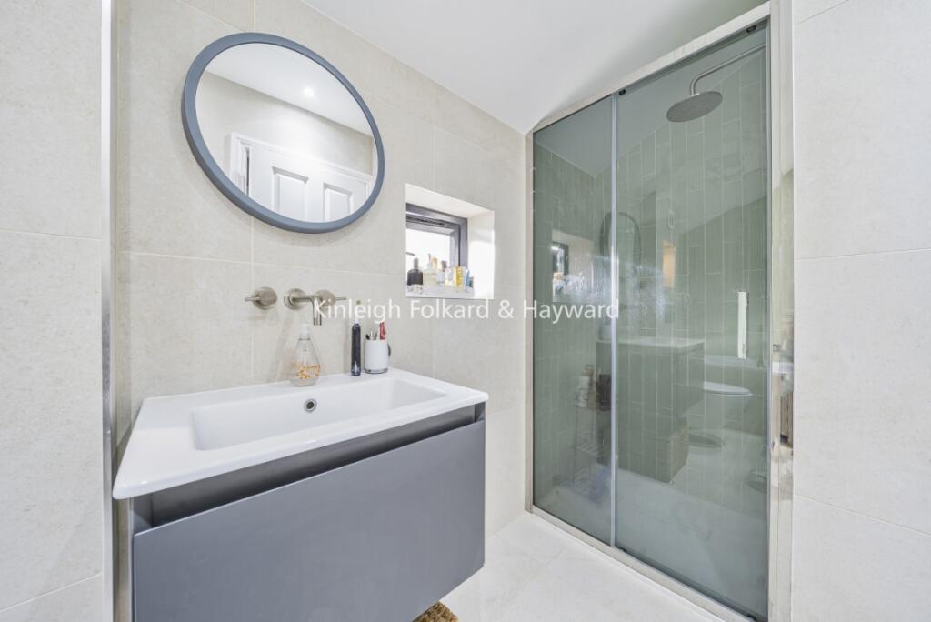 a4f0fec1-e636-4e94-b