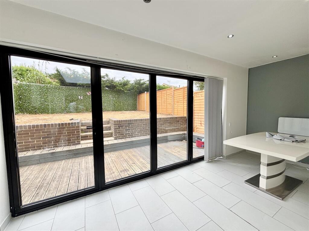 Tri-Fold Doors