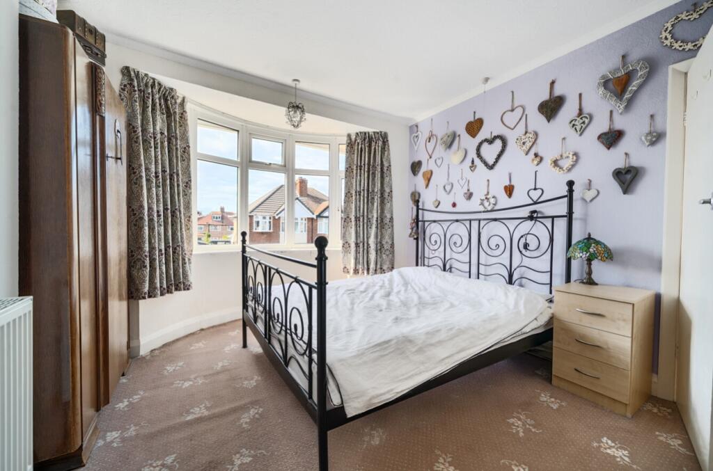 1356217-24-68c9f32939f02-ARW-1