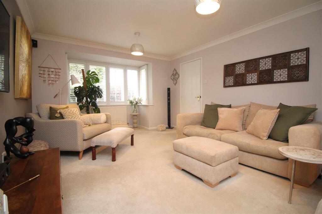 living room 4.JPG