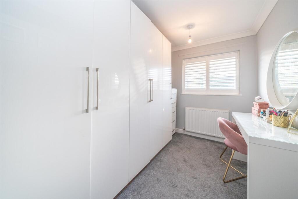 Bedroom 3.jpg