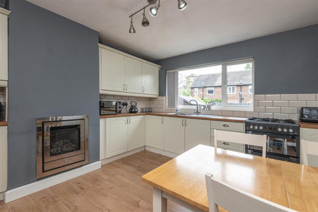 Dining Kitchen