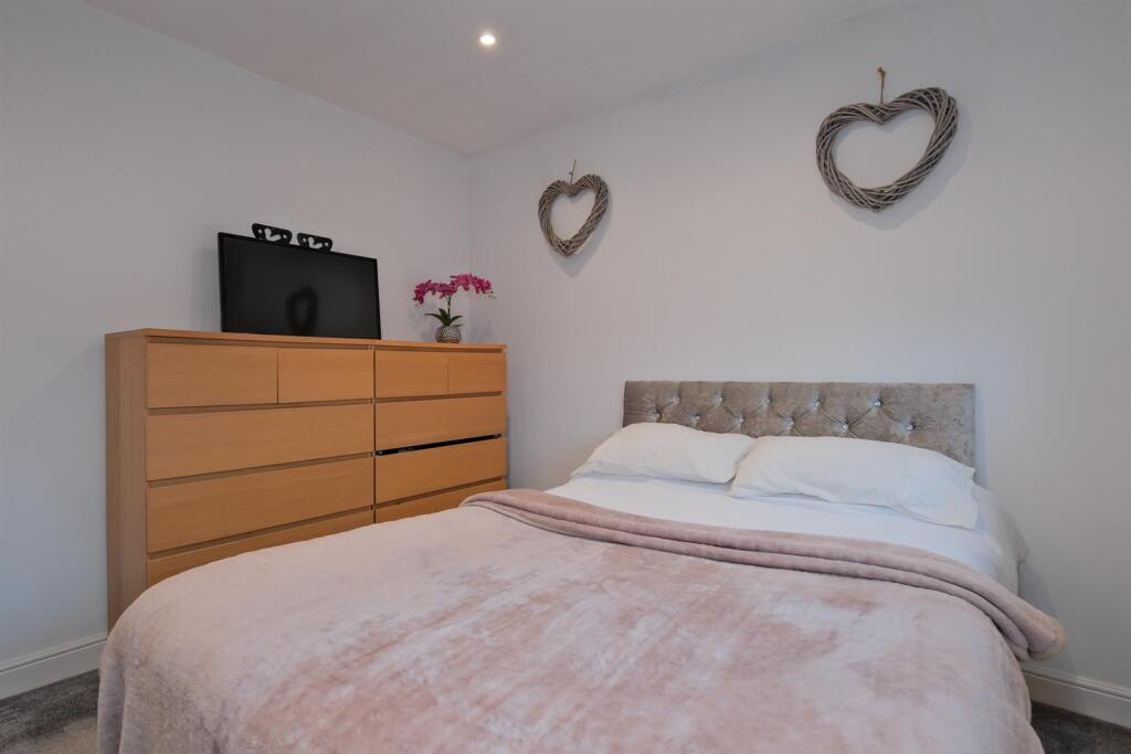 033-2 Devine Court, Wishaw, ML2 7ES.jpg