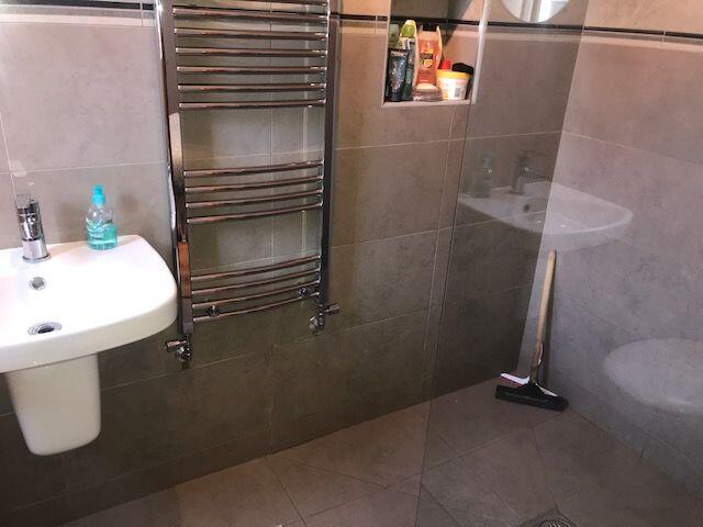 Bedroom 2 En-Suite