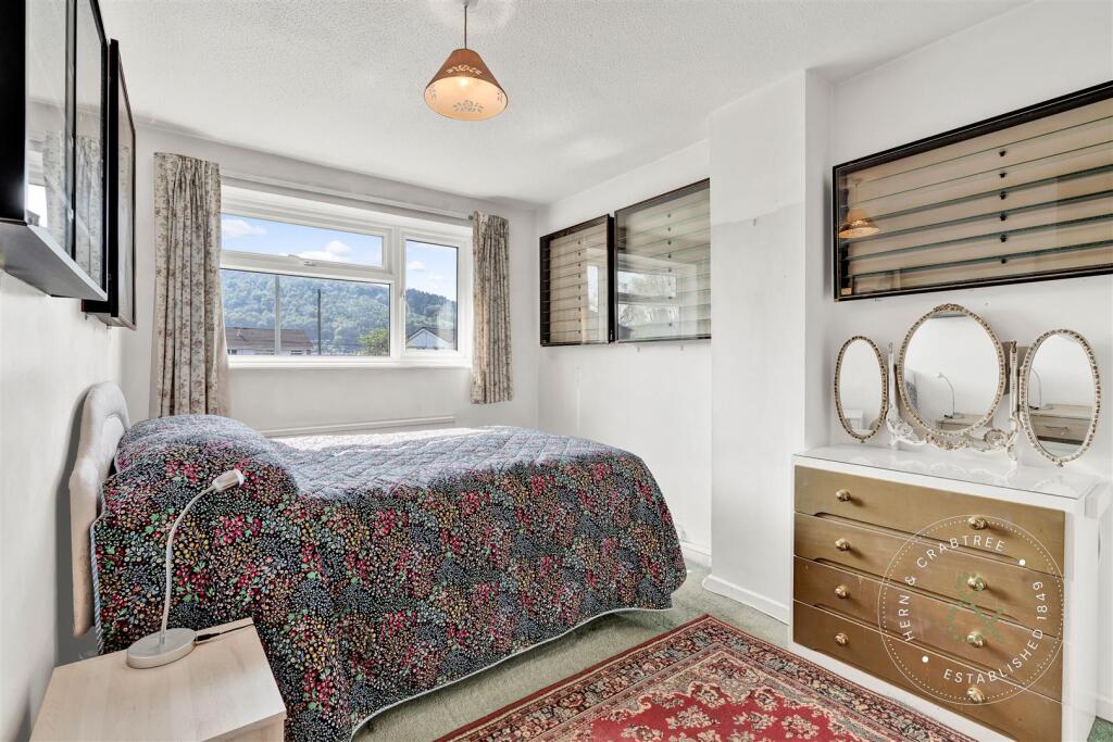 Rhiwr ddar, hern crabtree (16).jpg