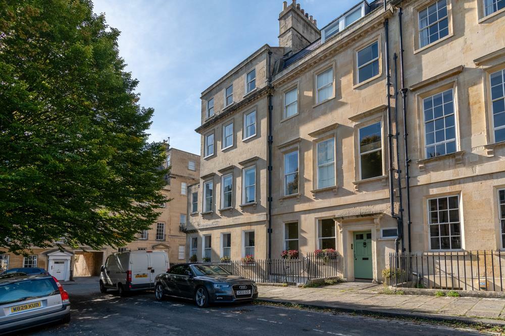 Flat 1 15 Catharine Place-6.jpg